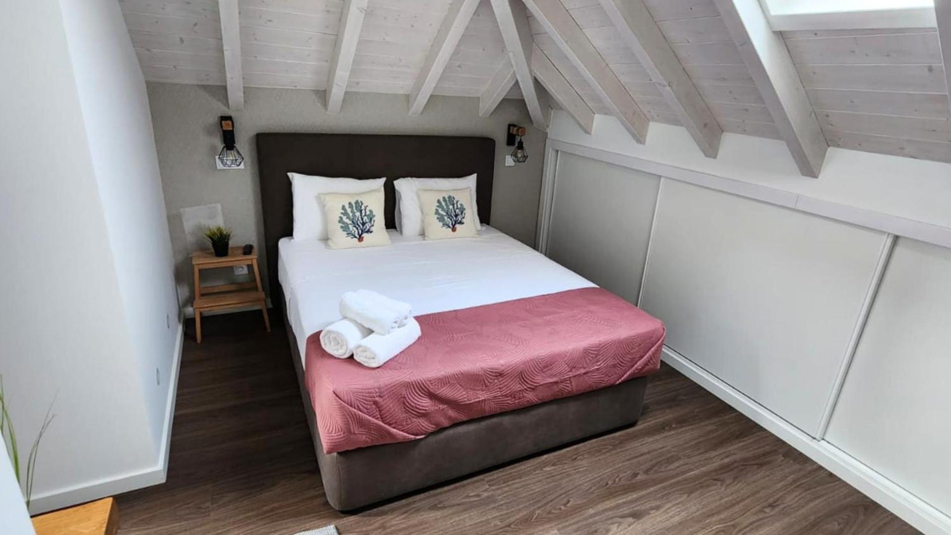 Surfsoul Guesthouse - Bed And Breakfast Peniche Zewnętrze zdjęcie