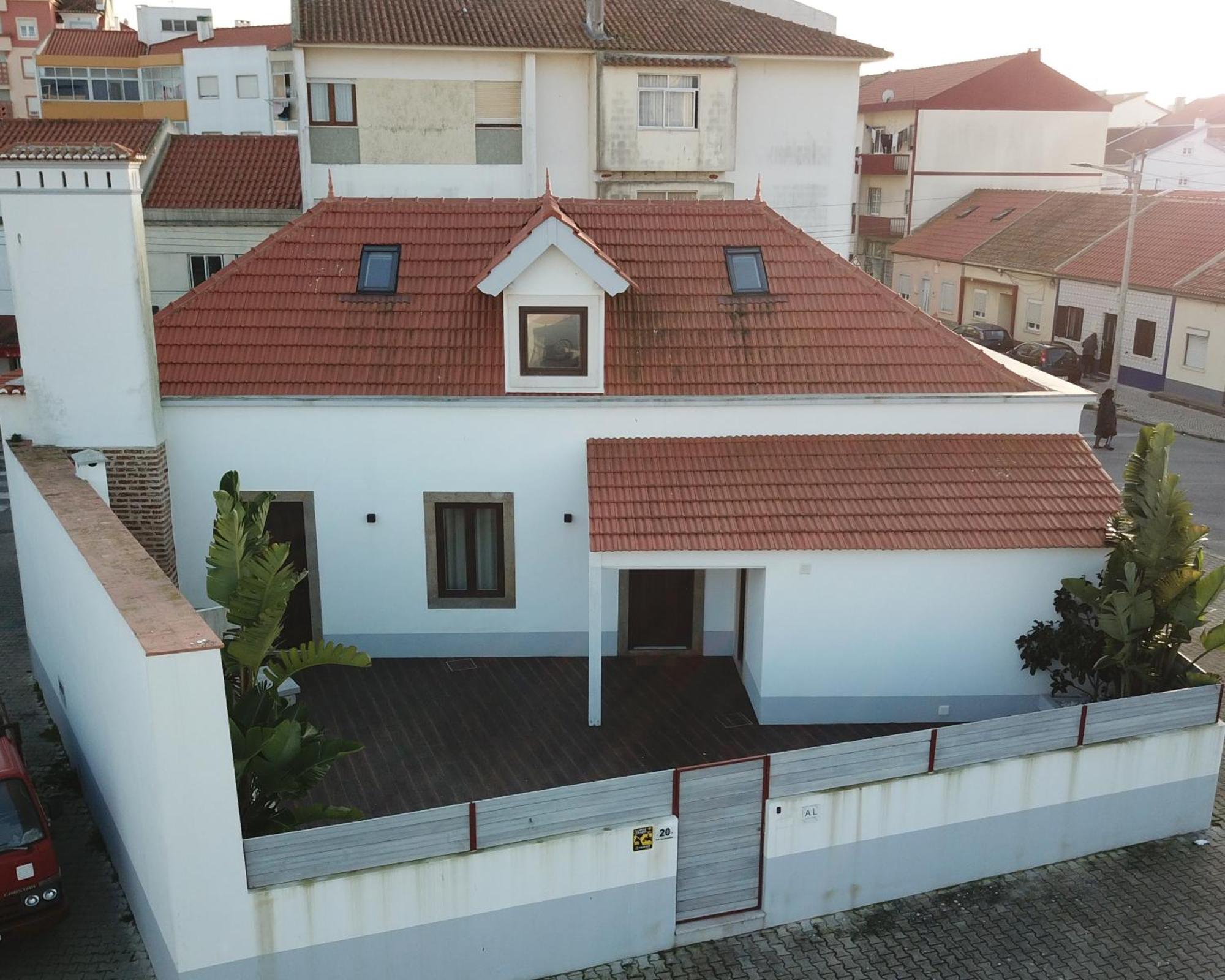 Surfsoul Guesthouse - Bed And Breakfast Peniche Zewnętrze zdjęcie