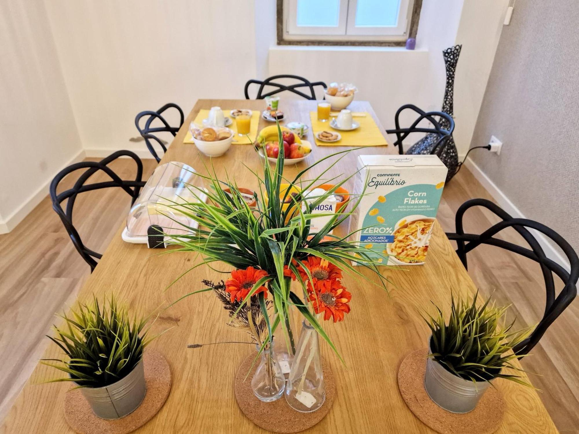 Surfsoul Guesthouse - Bed And Breakfast Peniche Zewnętrze zdjęcie